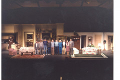 Chapter-Two-Cast-and-Crew-pic