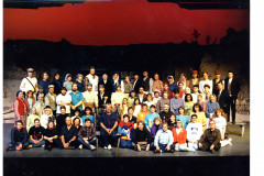 Fiddler-on-the-Roof-Cast-and-Crew-pic
